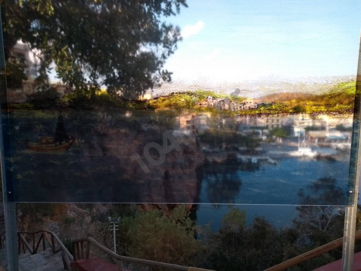 είμαστε ανοικτοί στην κριτική