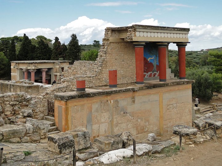 Τα μνημεία δεν έχουν φωνή, εμείς έχουμε