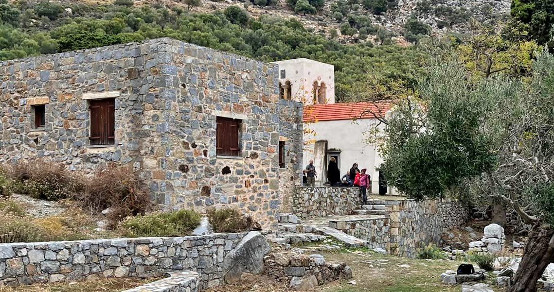 Οροπέδιο Νήσιμου, Αζιλακόδασος, Βραχάσι