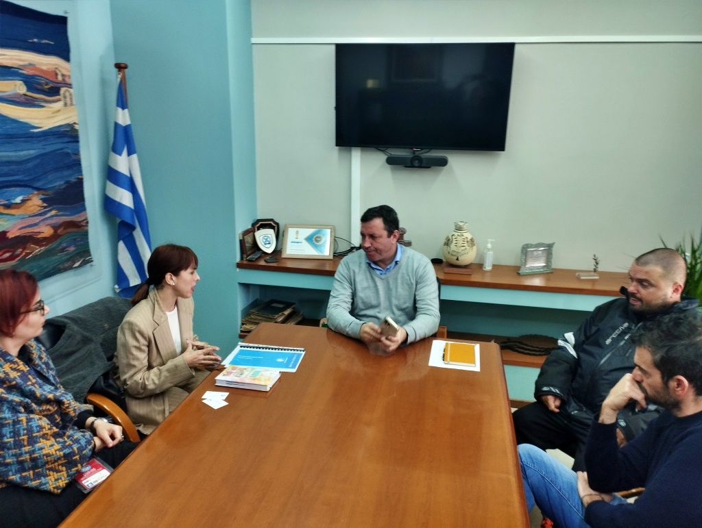 Το Χαμόγελο του Παιδιού στον δήμαρχο Αγίου Νικολάου