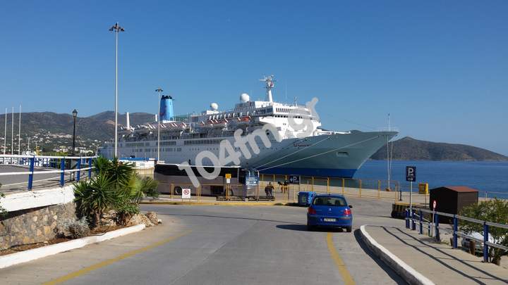 Πρώτο κρουαζιερόπλοιο στον Άγιο Νικόλαο