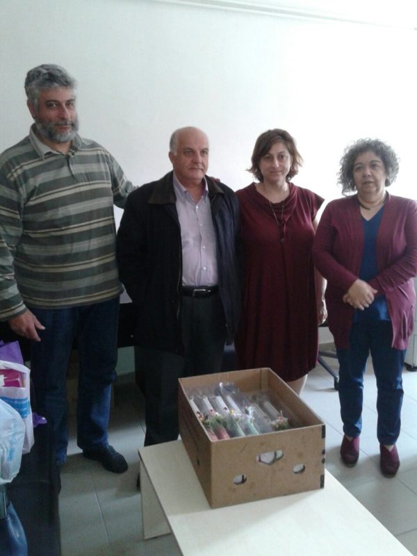 Πασχαλινές λαμπάδες στα παιδιά της Παιδόπολης