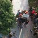 Το καρναβάλι απ' το μπαλκόνι