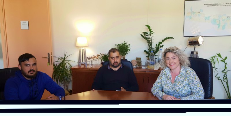 με τον Πρόεδρο του Παγκρήτιου Πολιτιστικού Συλλόγου Ελλήνων Τσιγγάνων