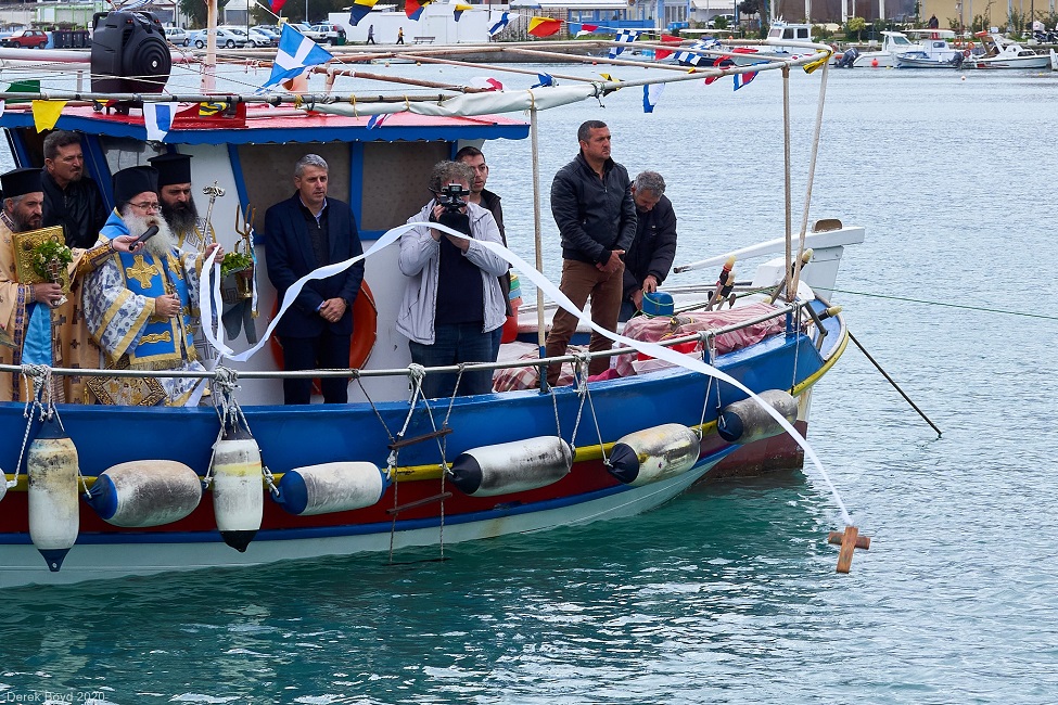 με τα προβλεπόμενα μέτρα ο αγιασμός σε Σητεία και Ιεράπετρα