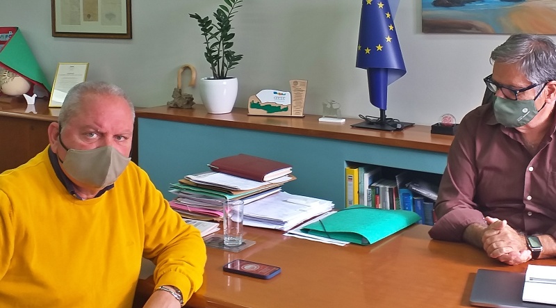 ισότιμη αντιμετώπιση όλων των επιχειρηματιών ....