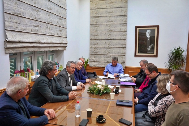Υπογράφηκε από τον Περιφερειάρχη Κρήτης το έργο Σίσαρχα – Αν. Είσοδος Ανωγείων ύψους 7,8 εκ. ευρώ
