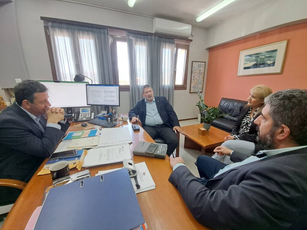 Επαφές Προέδρου Παγκοσμίου Συμβουλίου Κρητών Νίκου Καστρινάκη στον Αγιο Νικόλαο