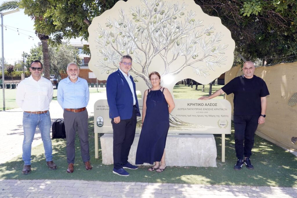 Συνάντηση με τον Πρόεδρο της Κυπριακής Δημοκρατίας είχε ο Πρόεδρος του Παγκοσμίου Συμβουλίου Κρητών κατά την επίσκεψή του στην Κύπρο για την επέτειο της 20ής Ιουλίου