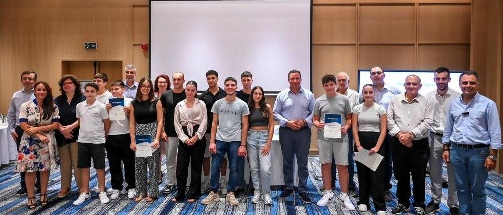 Βραβεύτηκαν οι συμμετέχοντες στο «2ο Summer School Επιχειρηματικότητας Νέων»
