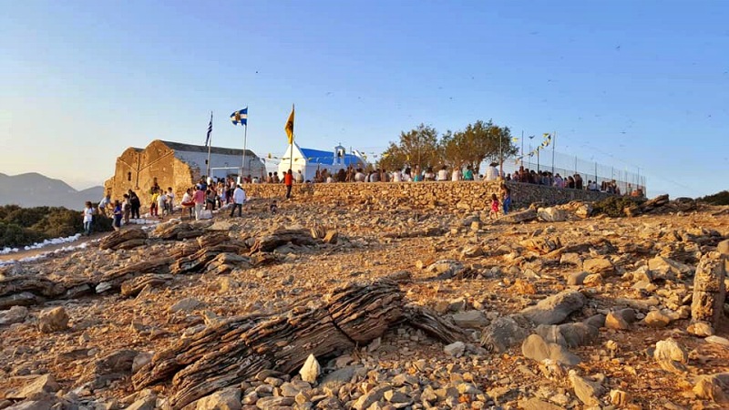 Εορτή των Αγίων Πάντων στο νησάκι της πόλεως του Αγίου Νικολάου Κρήτης