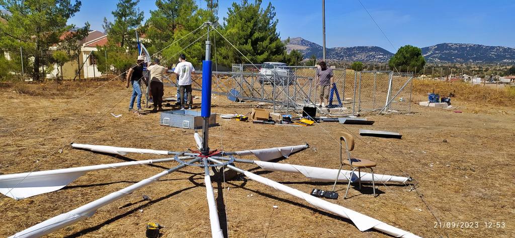 Γιάννης Στεφανάκης: Ενεργειακή αυτονομία και δωρεάν ρεύμα για τον κάθε πολίτη του Οροπεδίου – Εγκαταστάθηκε ο δεύτερος ενεργειακός ανεμόμυλος