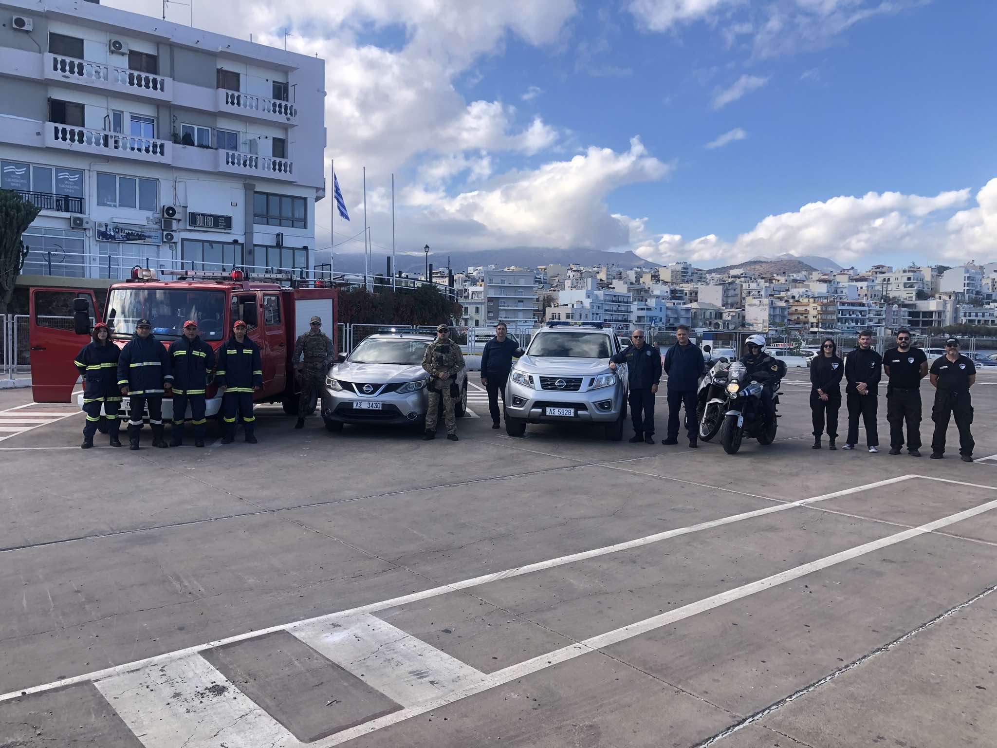 Άσκηση στο λιμάνι Αγίου Νικολάου