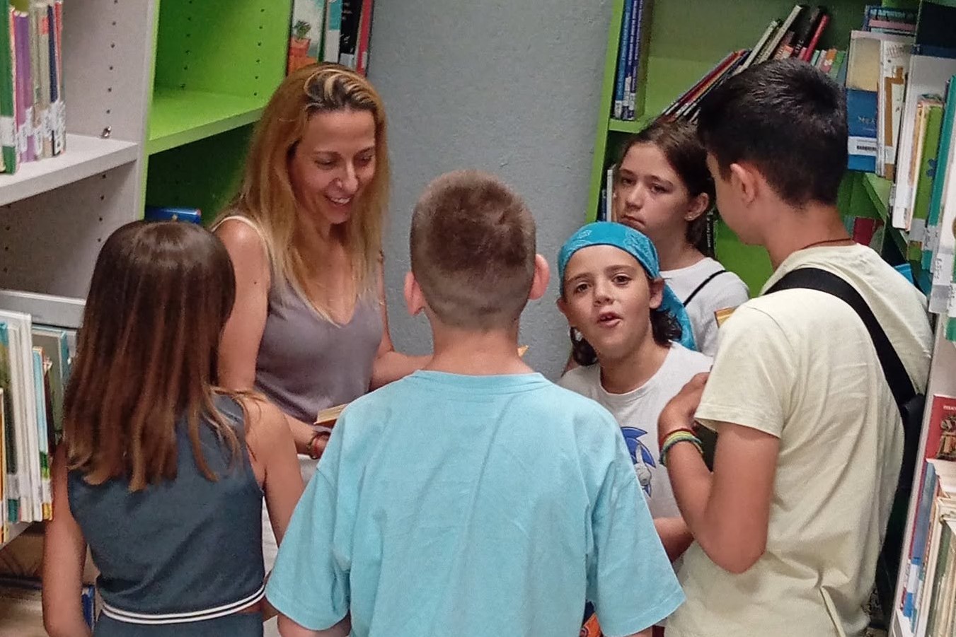 Αν θες να πας ταξίδι στο φεγγάρι
