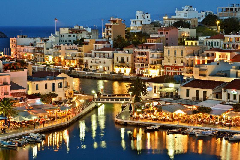 Τα κλειστά ξενοδοχεία του Αγίου Νικολάου, μετά Ρούσου Καπετανάκη εποχή!!