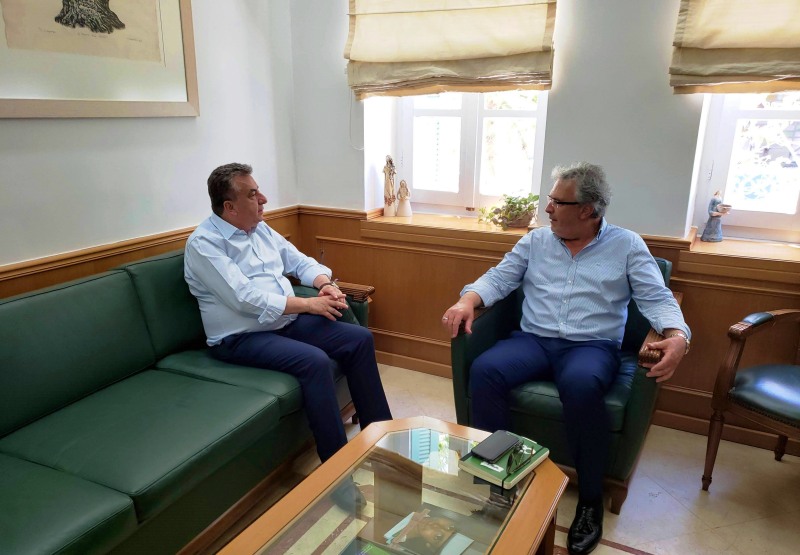 Συνάντηση Περιφερειάρχη Κρήτης με τον Δήμαρχο Σητείας
