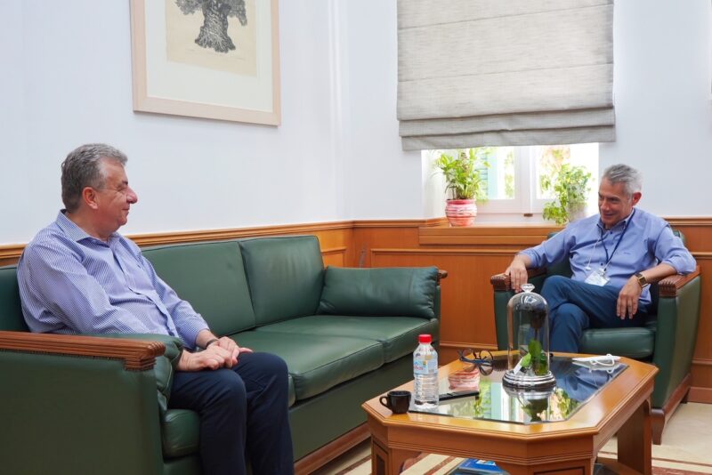Συνάντηση Περιφερειάρχη Κρήτης με τον Διοικητή της 7ης ΥΠΕ Κρήτης