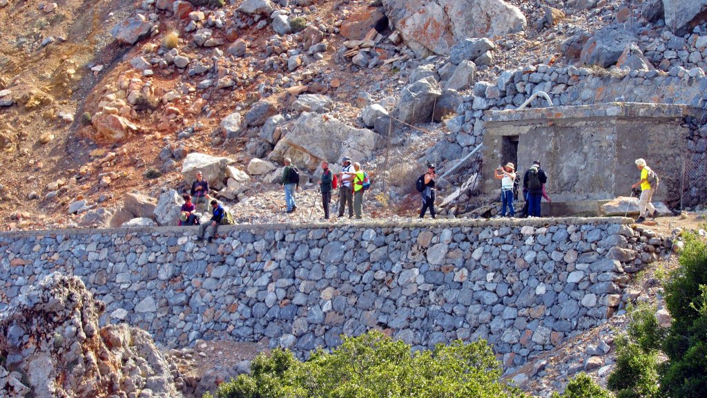 Πεζοπορία, οροπέδιο Λασιθίου, Τάπες