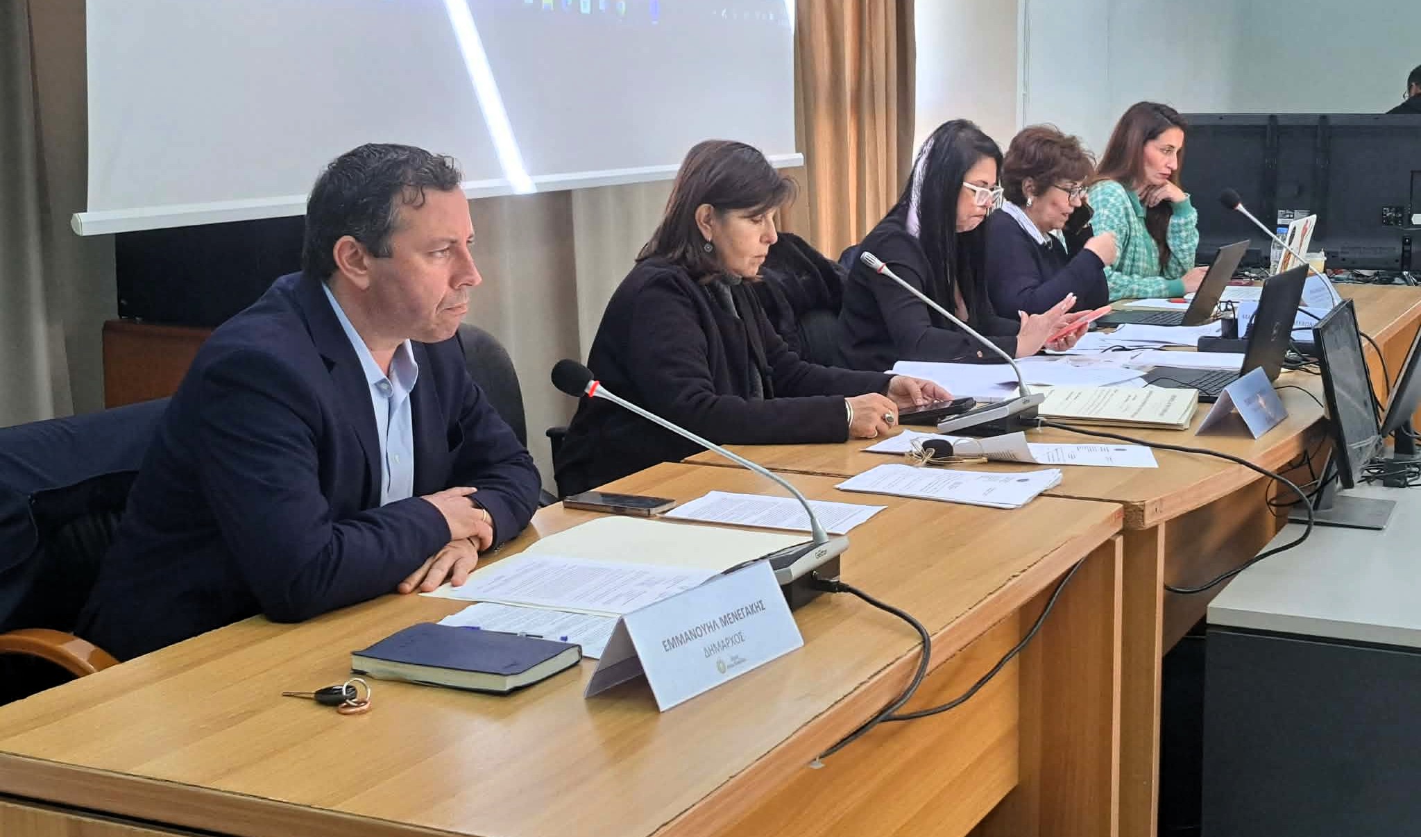 Ομόφωνα αντίθετο το Δημοτικό Συμβούλιο Αγίου Νικολάου στη χωροθέτηση ΑΠΕ μεγάλης κλίμακας