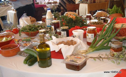 τραπέζι, τρόφιμα
