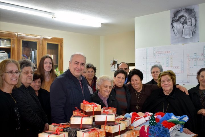 Άρωμα Χριστουγέννων στο ΚΑΠΗ Αγίου Νικολάου
