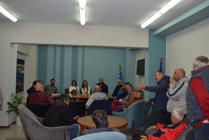 η καθαριότητα συνολικά των εκτάσεων που ανήκουν στην δικαιοδοσία του στο Λιμενικό Ταμείο
