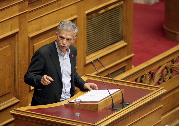 ο Σπύρος Δανέλλης στη Βουλή