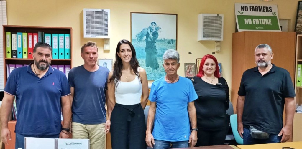 Συνάντηση Σπυριδάκη με τον Ενιαίο Αγροτικό Σύλλογο Ιεράπετρας