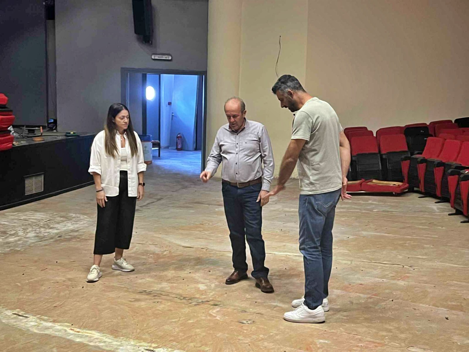 Ο Δήμος Ιεράπετρας ανακαινίζει την αίθουσα « Μελίνα Μερκούρη» επενδύοντας στον πολιτισμό