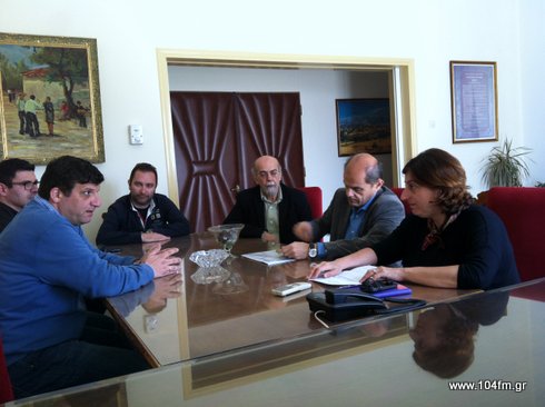 Οι φαρμακοποιοί με την αντιπεριφερειάρχη