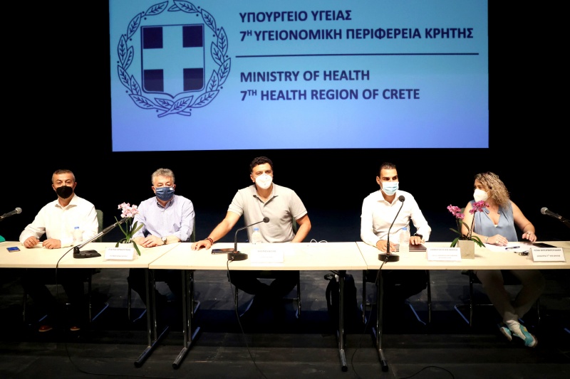 Στη Κρήτη ο Κικίλιας εκστρατεία υπέρ εμβολιασμών