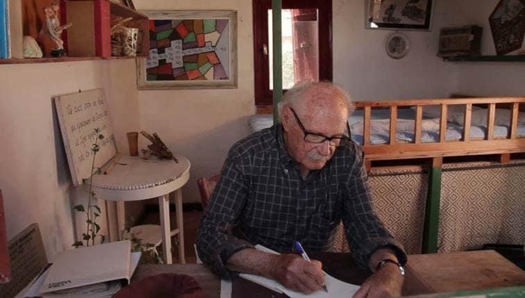 Θερμό χειροκρότημα στον καθηγητή οφθαλμολογίας Γιώργο Μαρκάκη