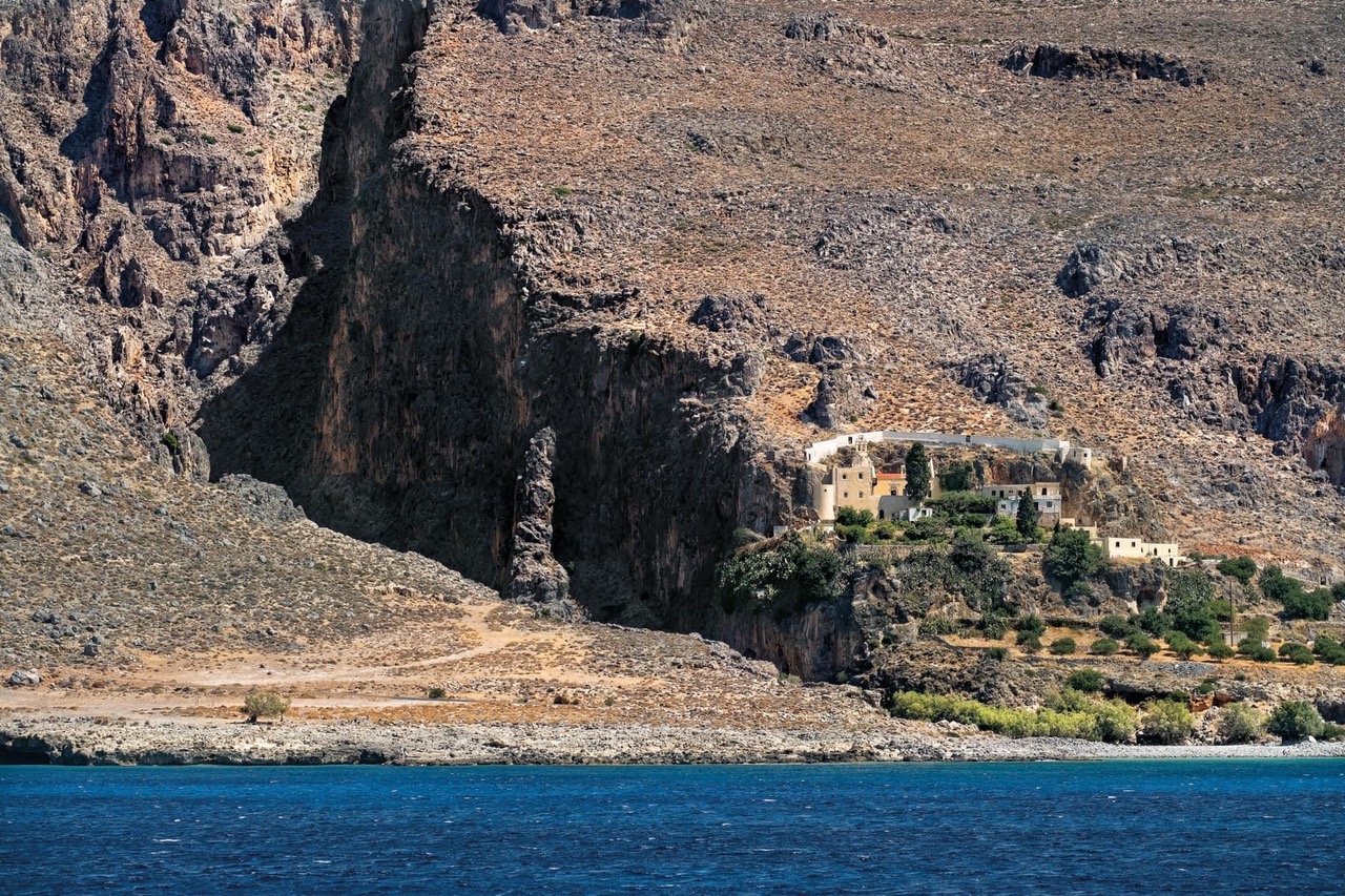 Ολονύκτια Ιερά Αγρυπνία επί τη μνήμη του Οσίου Ιωσήφ του Γεροντογιάννη στην Ιερά Μονή Καψά Σητείας