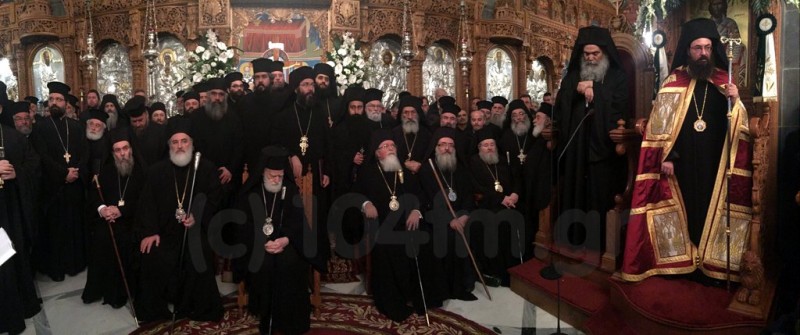 παρούσα σύσσωμη η εκκλησία της Κρήτης