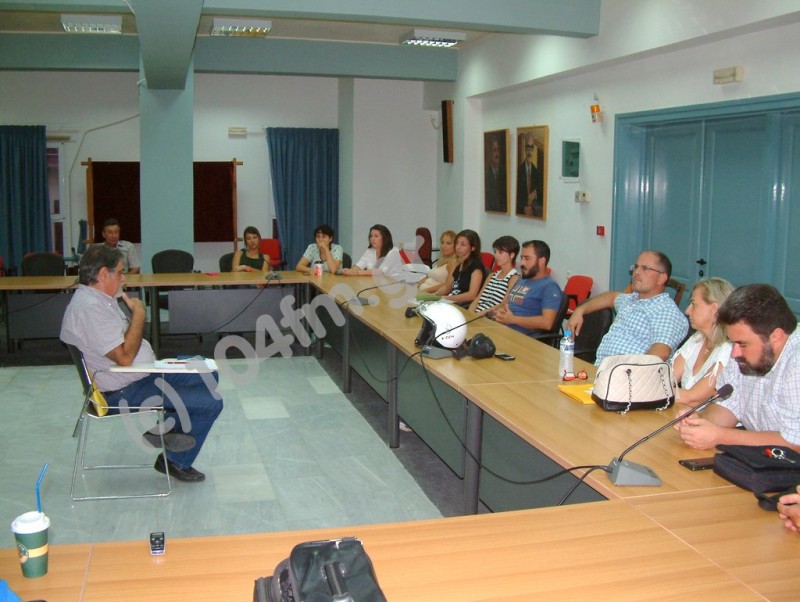 μικρή η συμμετοχή, κυρίως εκλεγμένων και απλών πολιτών που ενδιαφέρονται