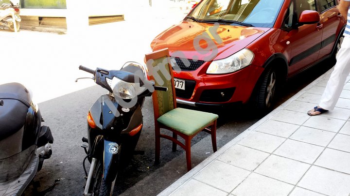 Διυλίζουμε τον κώνωπα, καταπίνουμε τη καμήλα
