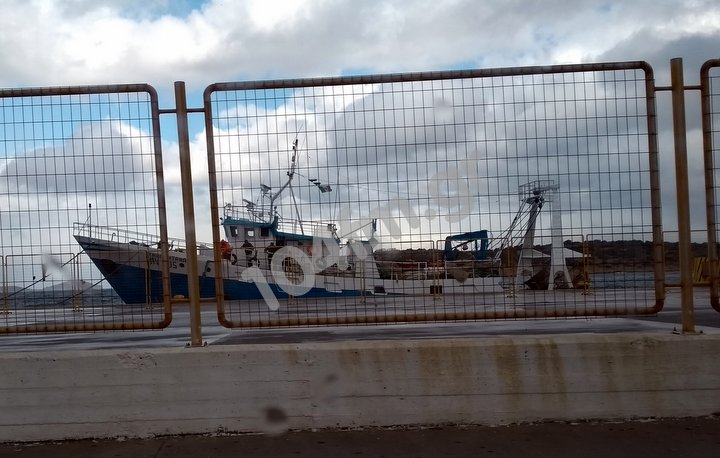 160 χιλιόμετρα άνεμοι και Ιταλικά αλιευτικά στο λιμάνι