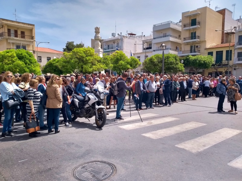 Δε θα πληρώσει ξανά ο λαός! ο ορατός εχθρός είναι ο καπιταλισμός!