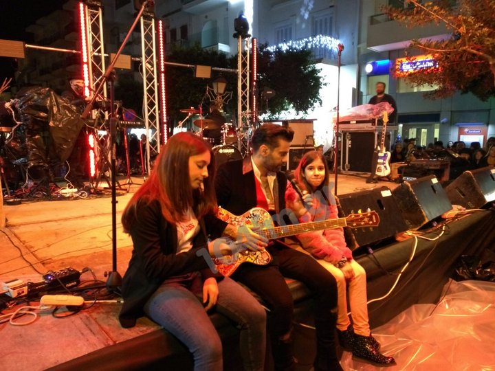 φωταγώγηση του χριστουγεννιάτικου δέντρου στην Ιεράπετρα