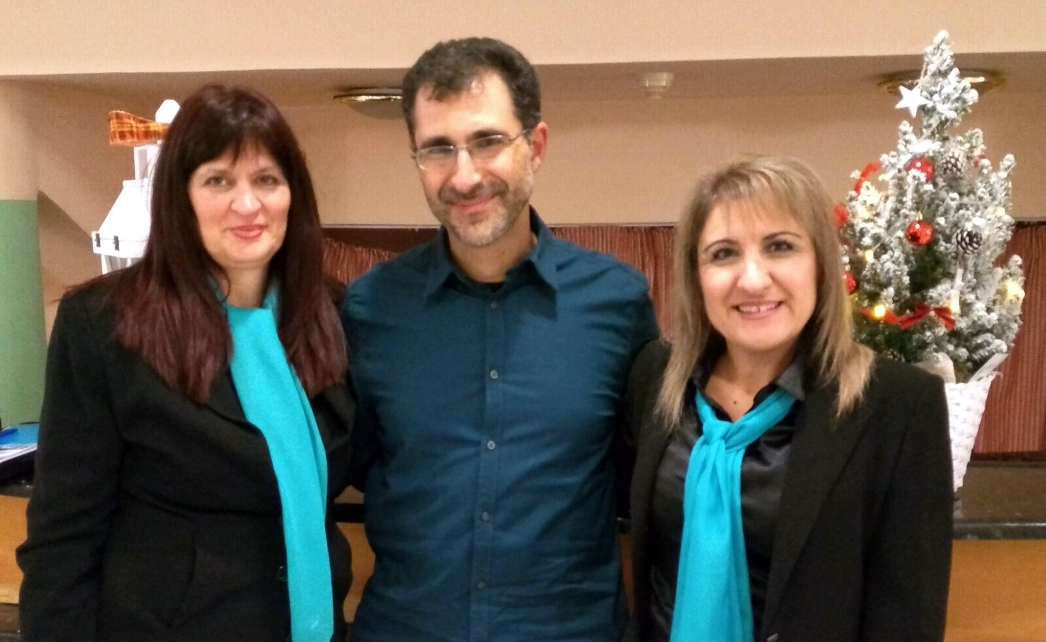 Η δημοτική χορωδία Αγίου Νικολάου, με την ματιά της Μαρίας
