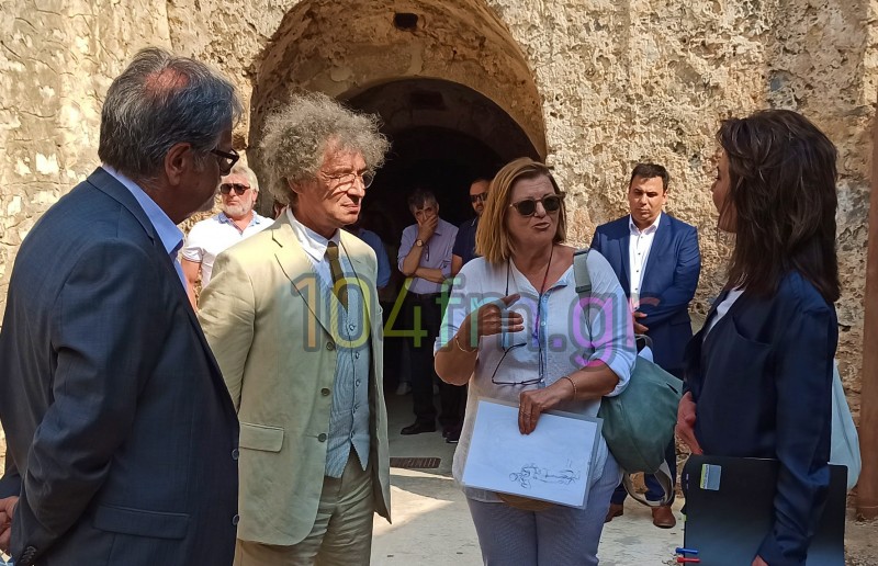 Η πρόεδρος του Ελλάδα 2021 Γιάννα Αγγελοπούλου στη Σπιναλόγκα