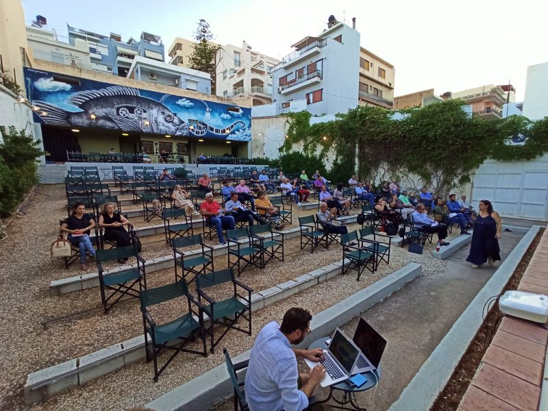 Τελικά δεν αποφασίσαμε τι πουλάμε ....