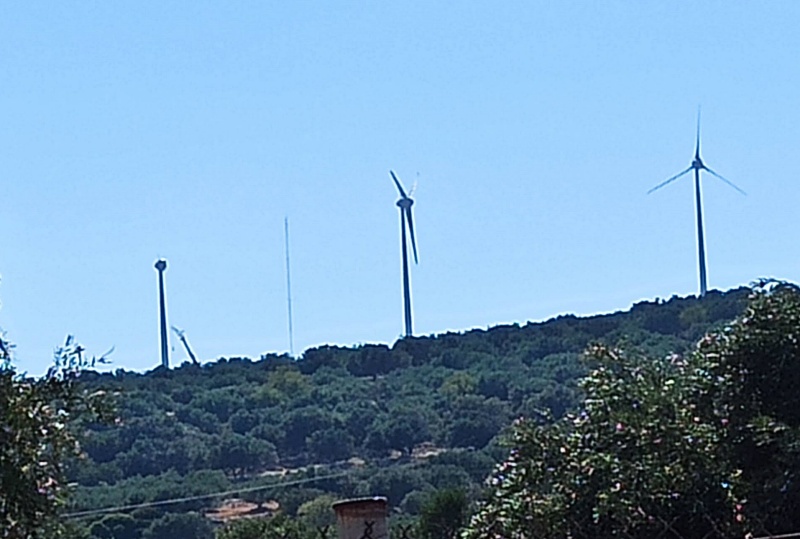 Η κορυφή του λόφου δεν υπάρχει πλέον!