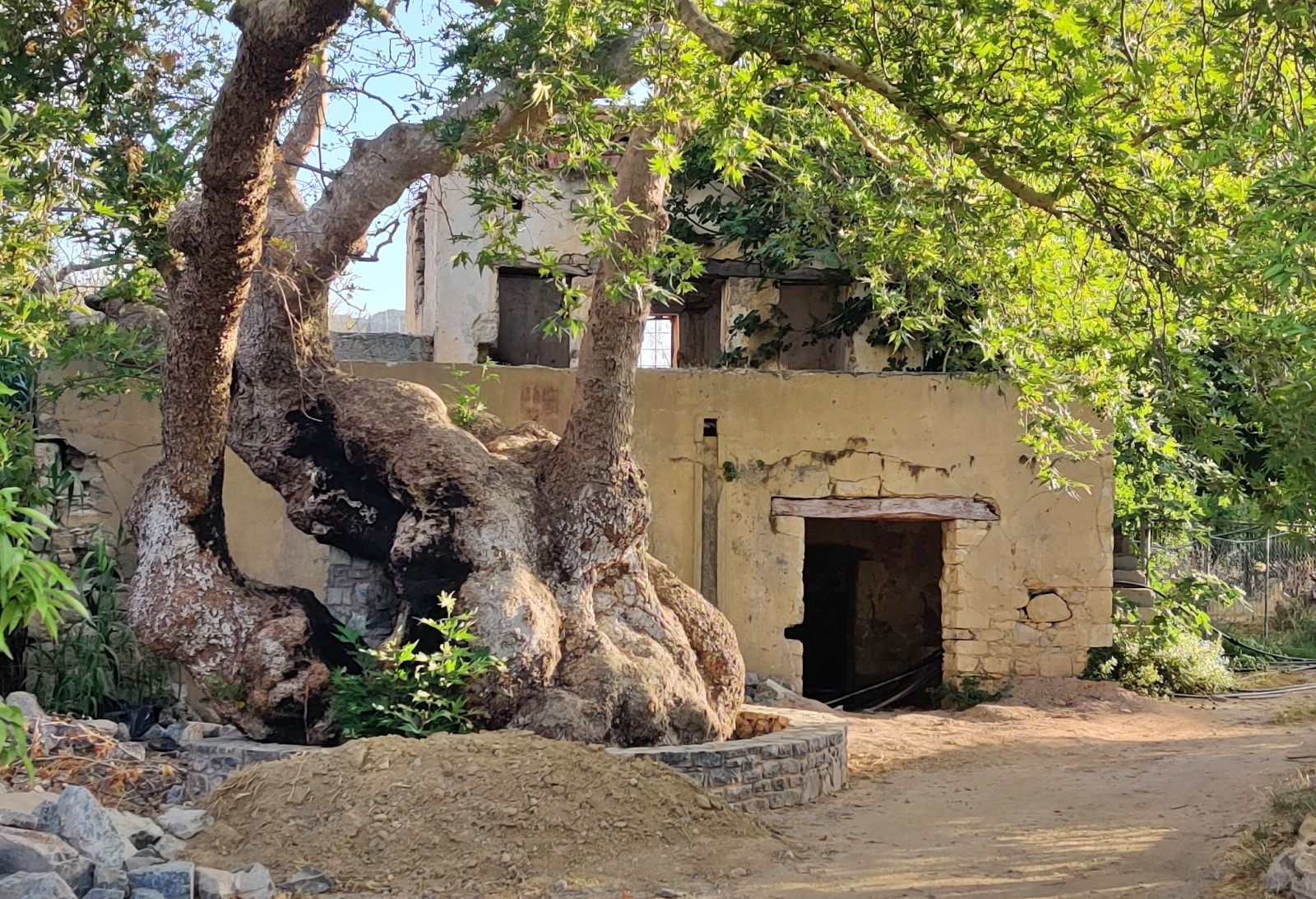 Παρέμβαση Σπυριδάκη για την Προστασία του Νερόμυλου στον Πύργο