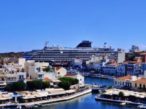 Κρουαζιέρα και υποβάθμιση της πόλης