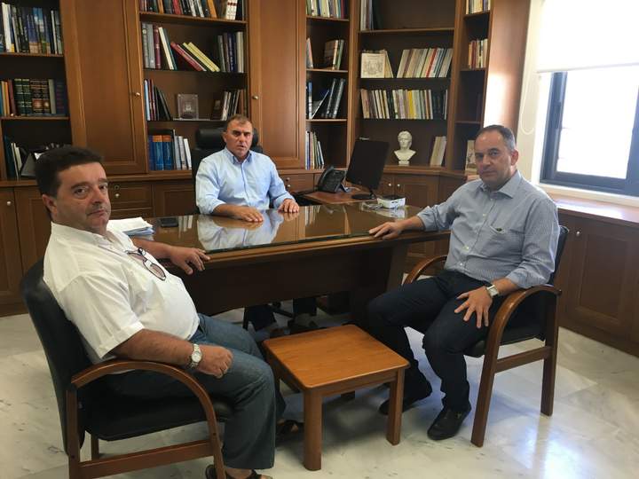Πλακιωτάκης με δημάρχους Σητείας και Ιεράπετρας