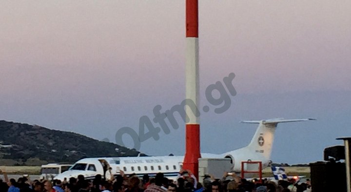 προβλήματα δημιουργούνται στον τουρισμό της χώρας λόγω της υλοποίησης επαναλαμβανόμενων 24ωρων απεργιακών κινητοποιήσεων, που αποφάσισε και εξήγγειλε η Ένωση Ελεγκτών Εναέριας Κυκλοφορίας Ελλάδος
