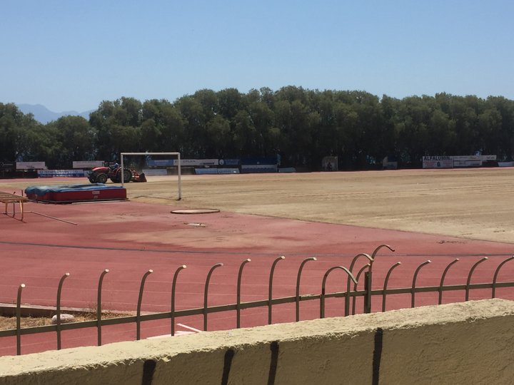 Δύο φωτογραφίες  την ίδια στιγμή!