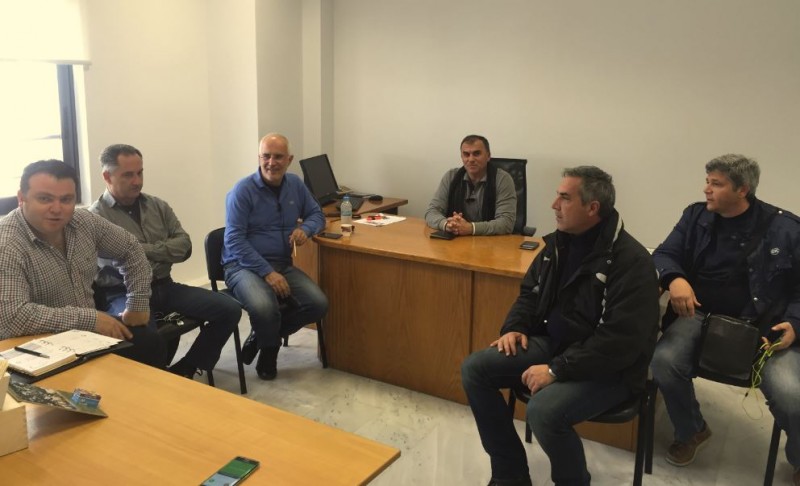 δήμαρχος και αντιδήμαρχοι, με στελέχη του ΟΤΕ