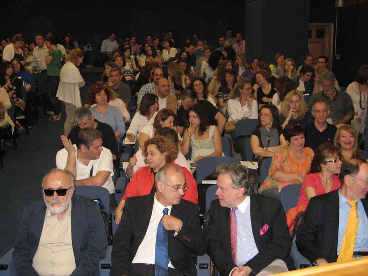 ο υπουργός Υγείας, κ. Παναγιώτης Κουρουμπλής, οι Αναπληρωτές Υπουργοί Οικονομικών, κ. Δημήτρης Μάρδας, Εσωτερικών και Διοικητικής Ανασυγκρότησης, κ. Γιώργος Κατρούγκαλος